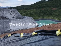 污水處理防滲膜為啥要覆土？這4個關(guān)鍵原因得搞