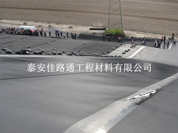 污水處理防滲膜裁剪不浪費還防漏？5 個關鍵技巧一次講透